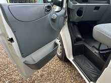 Ford Transit TDCi 350 Rwd 2.2 125 ps L4 Dropside Tailift - U1058