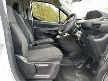 Peugeot Partner L2 BlueHDi 950 Professional 5 Seat Combi - U1070