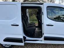 Peugeot Partner L2 BlueHDi 950 Professional 5 Seat Combi - U1070