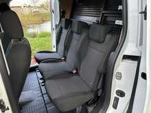 Peugeot Partner L2 BlueHDi 950 Professional 5 Seat Combi - U1070