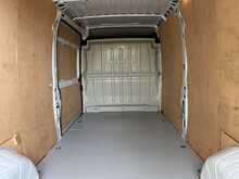 Peugeot Boxer L3 H2 BlueHDi 335 Professional Premium + - U1073