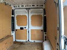 Peugeot Boxer L2 H2 Mwb BlueHDi 335 Professional Air Con - U1074