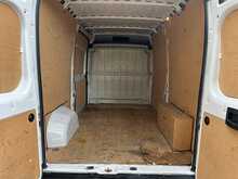 Peugeot Boxer L2 H2 Mwb BlueHDi 335 Professional Air Con - U1074