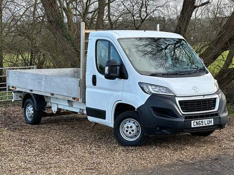 L3 12ft Alloy Dropside BlueHDi 335 2.2 140 2.2 2dr Chassis Cab Manual Diesel