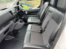 Peugeot Expert BlueHDi 1400 Professional Premium 145 2.0 - U1093