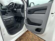 Peugeot Expert BlueHDi 1400 Professional Premium 145 2.0 - U1093