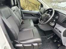 Peugeot Expert BlueHDi 1400 Professional Premium 145 2.0 - U1093