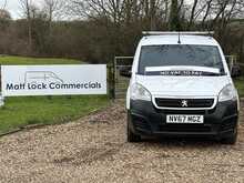 Peugeot Partner BlueHDi 854 Professional 3 Seat Air Con - U1110