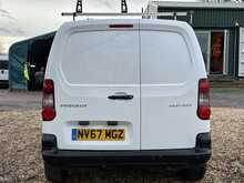 Peugeot Partner BlueHDi 854 Professional 3 Seat Air Con - U1110
