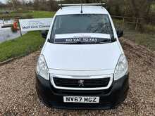 Peugeot Partner BlueHDi 854 Professional 3 Seat Air Con - U1110