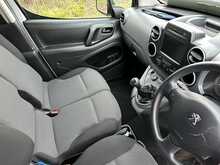 Peugeot Partner BlueHDi 854 Professional 3 Seat Air Con - U1110