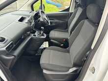 Vauxhall Combo Turbo D 2300 Sportive - U1124