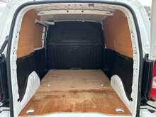 Vauxhall Combo Turbo D 2300 Sportive - U1124