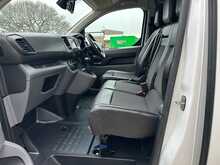 Peugeot Expert BlueHDi 1400 Professional 2.0 180 Bhp - U1136