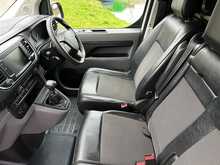Peugeot Expert BlueHDi 1400 Professional 2.0 180 Bhp - U1136