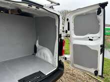 Peugeot Expert BlueHDi 1400 Professional 2.0 180 Bhp - U1136