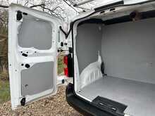 Peugeot Expert BlueHDi 1400 Professional 2.0 180 Bhp - U1136