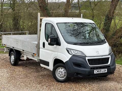 L3 12ft Alloy Dropside BlueHDi 335 2.2 140
 2.2 4dr Dropside Manual Diesel