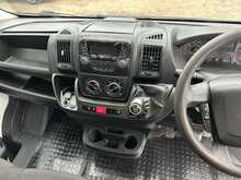 Peugeot Boxer L3 12ft Alloy Dropside BlueHDi 335 2.2 140
 - U1149