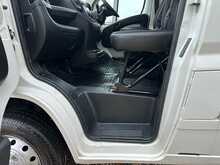Peugeot Boxer L3 12ft Alloy Dropside BlueHDi 335 2.2 140
 - U1149