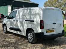 Peugeot Partner L2 BlueHDi 950 Professional Premium - U1154