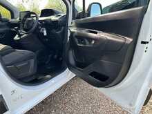 Peugeot Partner L2 BlueHDi 950 Professional Premium - U1154