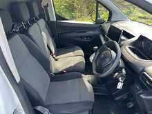 Peugeot Partner L2 BlueHDi 950 Professional Premium - U1154