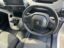 Peugeot Partner L2 BlueHDi 950 Professional Premium - U1154