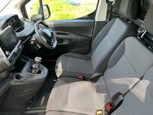 Peugeot Partner L2 BlueHDi 950 Professional Premium - U1154