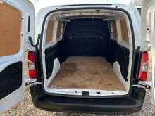 Peugeot Partner L2 BlueHDi 950 Professional Premium - U1154