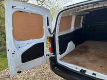 Peugeot Partner L2 BlueHDi 950 Professional Premium - U1154