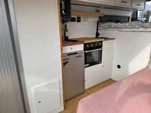 Peugeot Boxer L4 BlueHDi 435 Professional Camper Conversion - U1158