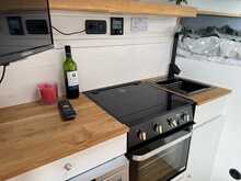 Peugeot Boxer L4 BlueHDi 435 Professional Camper Conversion - U1158