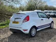Ford Fiesta Van 1.5 Tdci Euro 6 TDCi - U620