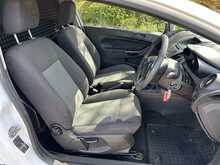 Ford Fiesta Van 1.5 Tdci Euro 6 TDCi - U620