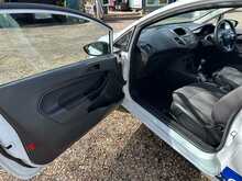 Ford Fiesta Van 1.5 Tdci Euro 6 TDCi - U620