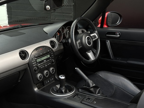 2.0i Sport Tech Convertible 2dr Petrol Manual Euro 4 (160 ps)