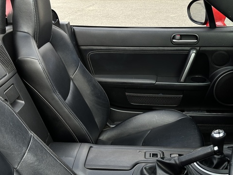 2.0i Sport Tech Convertible 2dr Petrol Manual Euro 4 (160 ps)