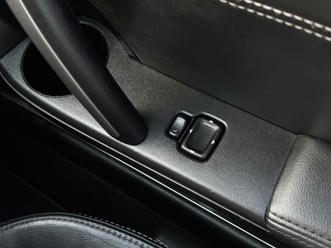 2.0i Sport Tech Convertible 2dr Petrol Manual Euro 4 (160 ps)