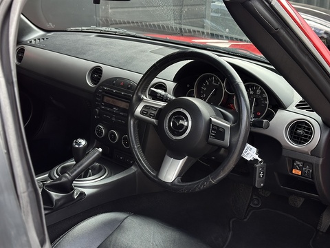 2.0i Sport Tech Convertible 2dr Petrol Manual Euro 4 (160 ps)