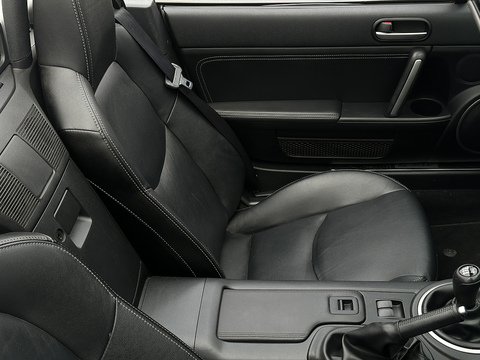 2.0i Sport Tech Roadster 2dr Petrol Manual Euro 5 (160 ps)