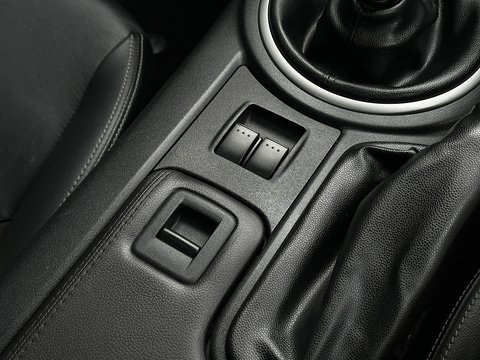 2.0i Sport Tech Roadster 2dr Petrol Manual Euro 5 (160 ps)