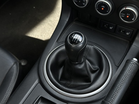 2.0i Sport Tech Roadster 2dr Petrol Manual Euro 5 (160 ps)