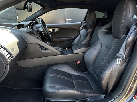 5.0 V8 R Coupe 2dr Petrol Auto AWD Euro 6 (s/s) (550 ps)