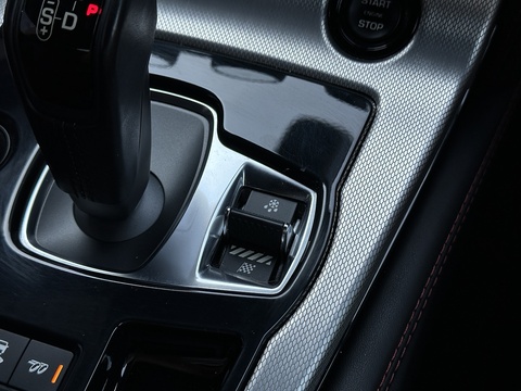 5.0 V8 R Coupe 2dr Petrol Auto AWD Euro 6 (s/s) (550 ps)