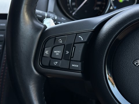 5.0 V8 R Coupe 2dr Petrol Auto AWD Euro 6 (s/s) (550 ps)