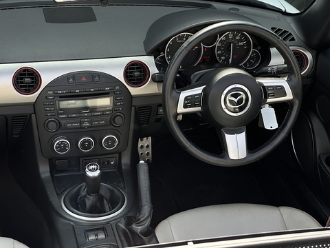 2.0i Kuro Roadster 2dr Petrol Manual Euro 5 (160 ps)