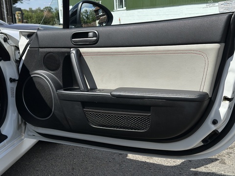 2.0i Kuro Roadster 2dr Petrol Manual Euro 5 (160 ps)