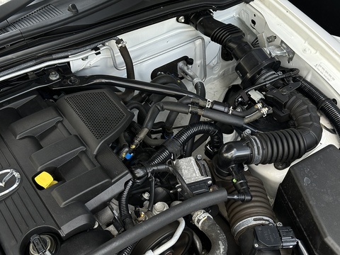 2.0i Kuro Roadster 2dr Petrol Manual Euro 5 (160 ps)