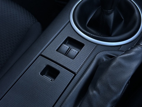 2.0i (Option Pack) Roadster 2dr Petrol Manual Euro 4 (160 ps)
